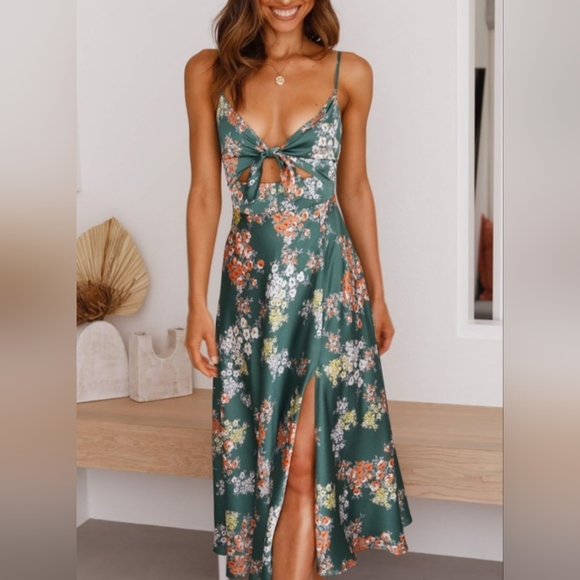 Satin Floral Split Chest Knot Cut Out Midi Dress- Large**New - Picture 1 of 15